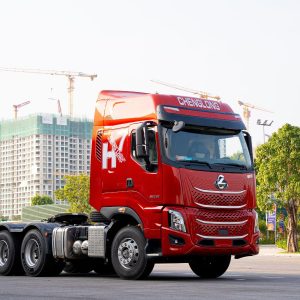 XE ĐẦU KÉO CHENGLONG LUXX 450HP – hình ảnh 2
